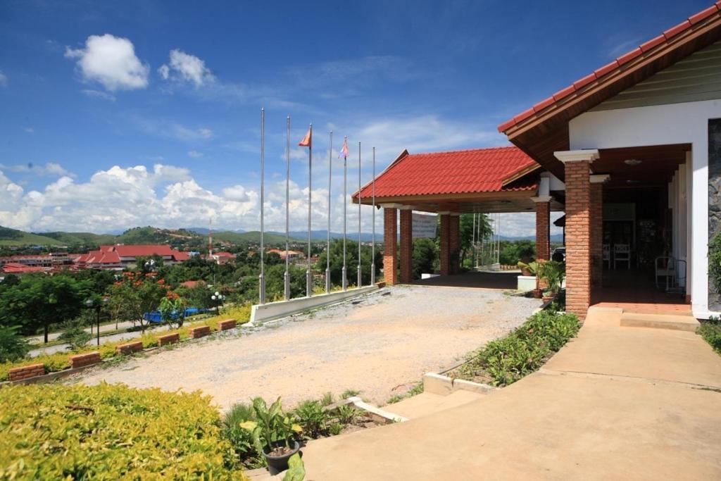 Vansana Plain Of Jars Hotel Muang Phônsavan Eksteriør billede
