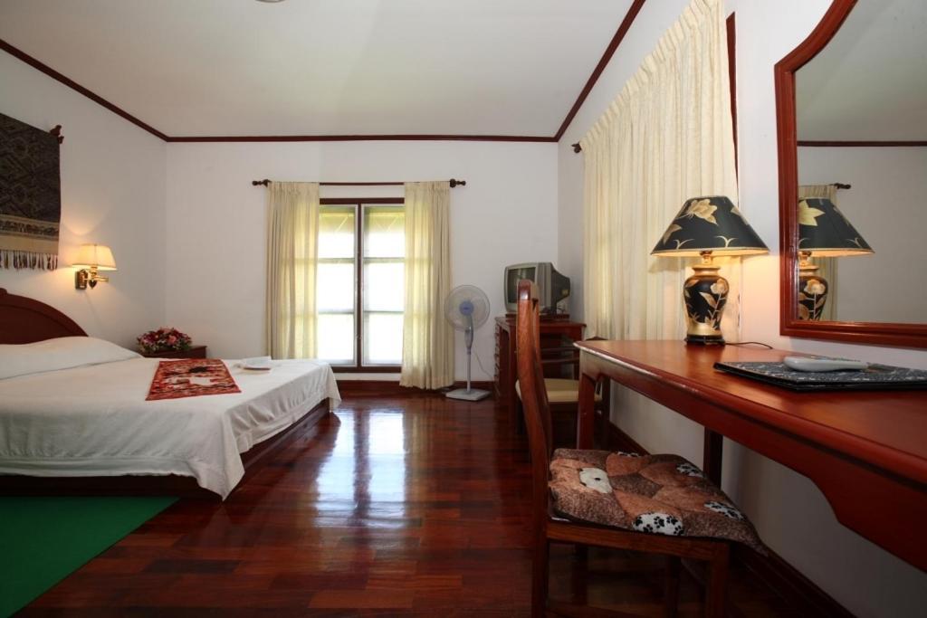 Vansana Plain Of Jars Hotel Muang Phônsavan Eksteriør billede