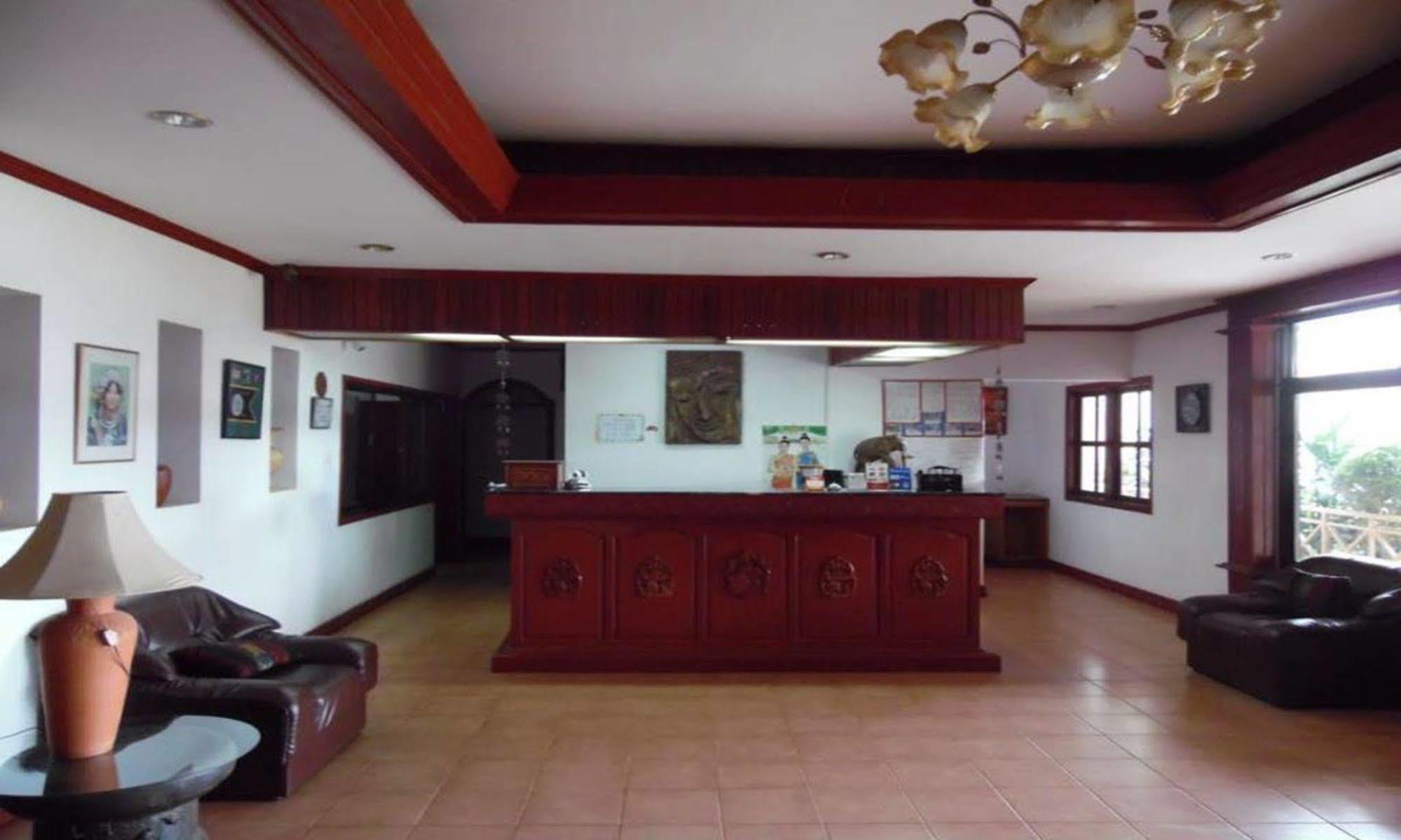Vansana Plain Of Jars Hotel Muang Phônsavan Eksteriør billede