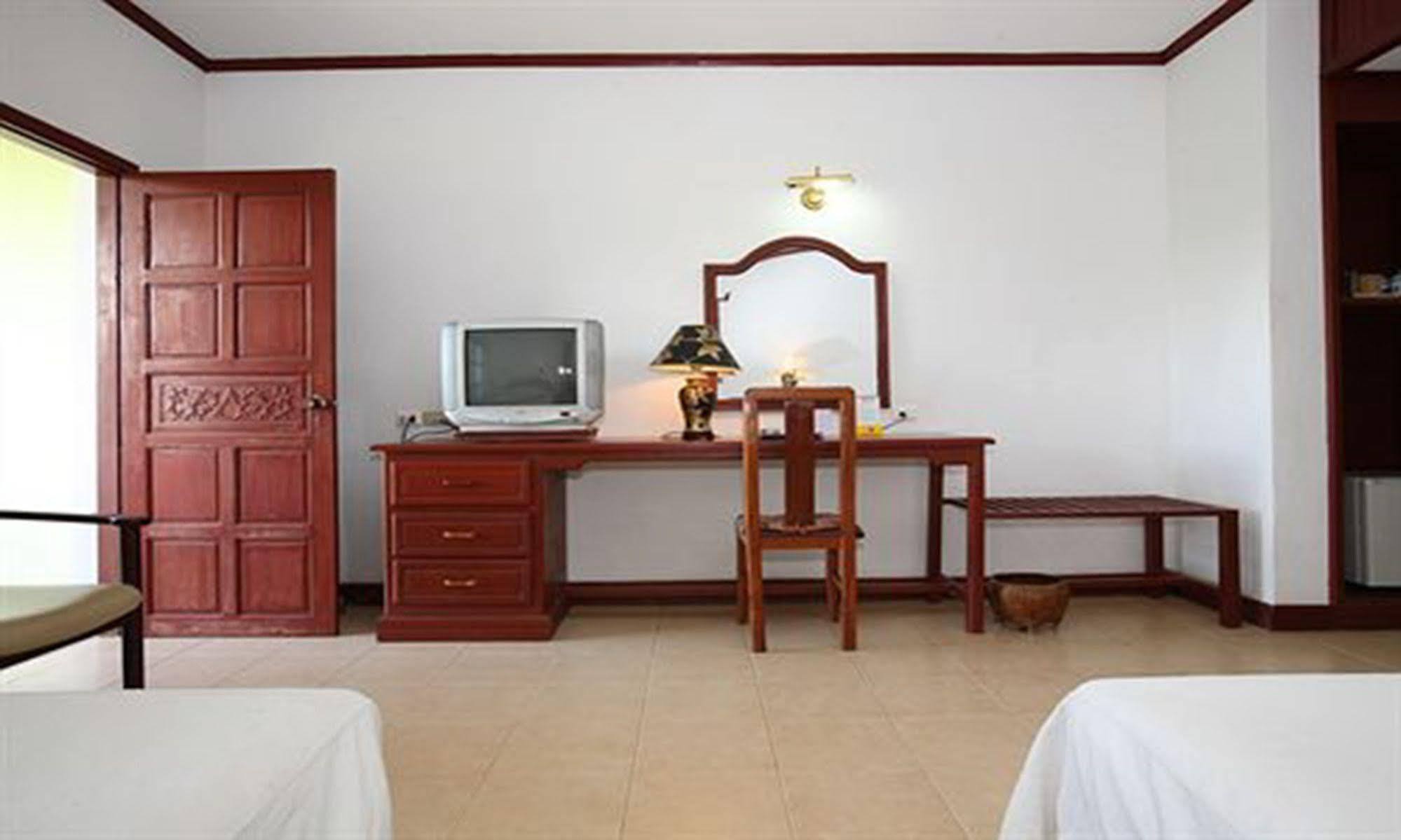 Vansana Plain Of Jars Hotel Muang Phônsavan Eksteriør billede
