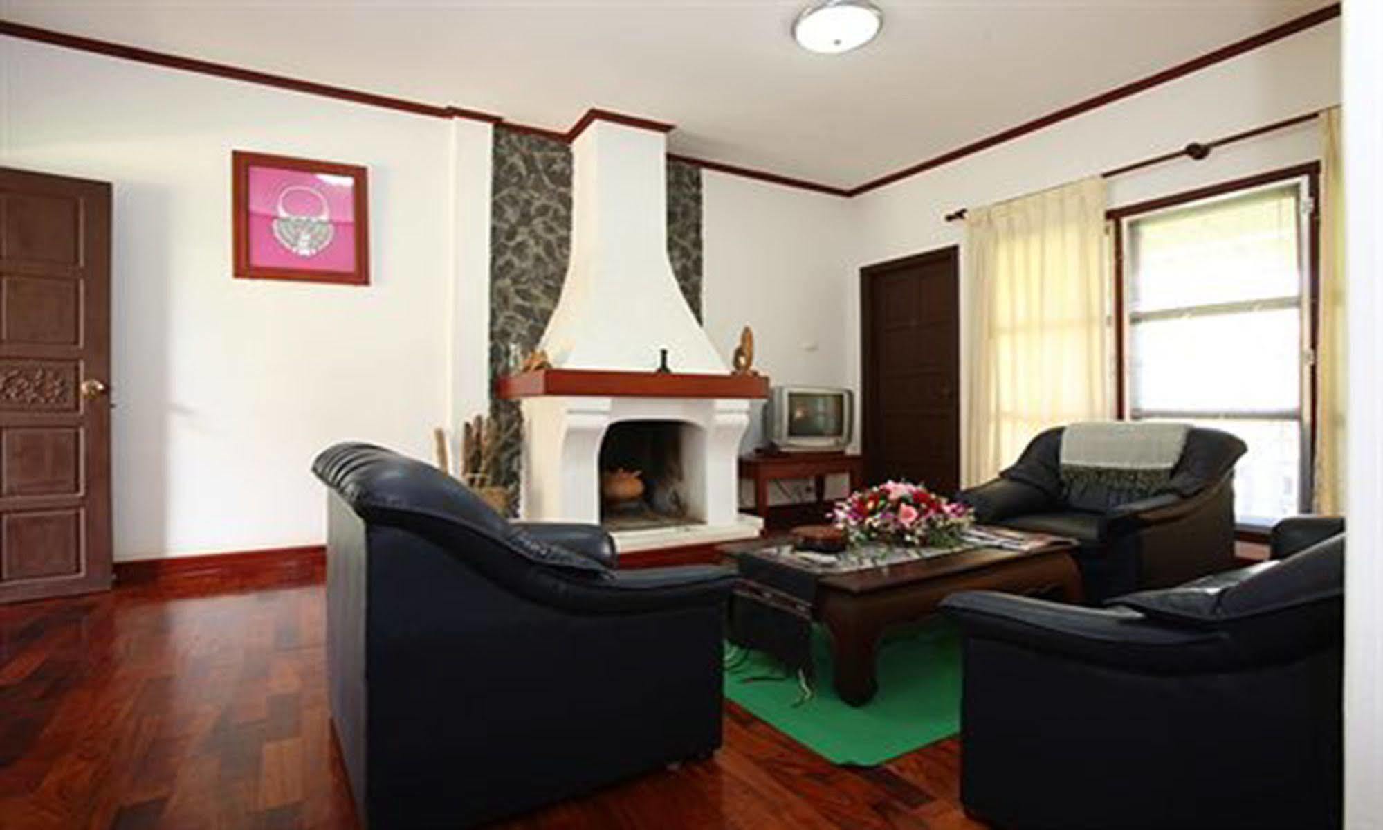 Vansana Plain Of Jars Hotel Muang Phônsavan Eksteriør billede