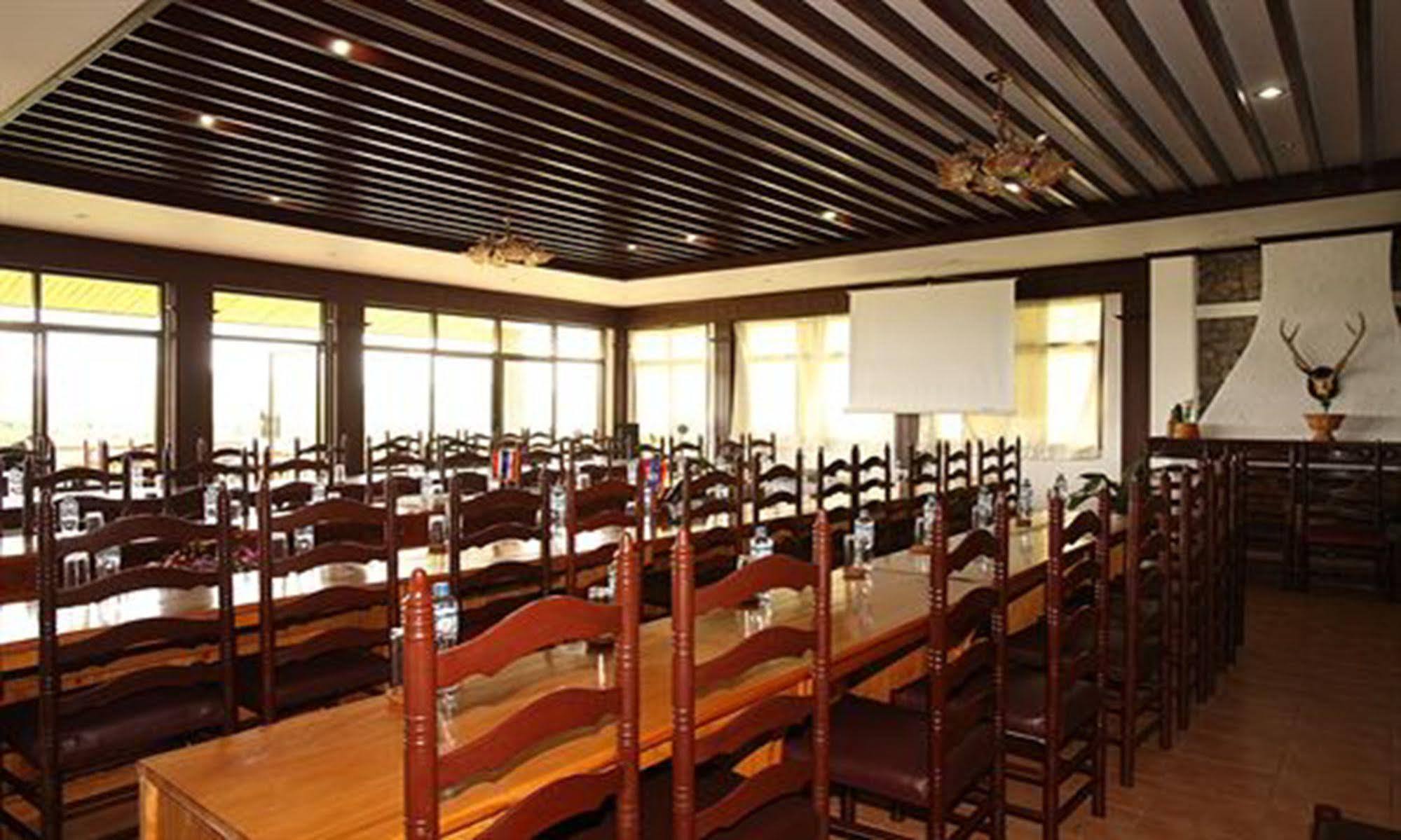 Vansana Plain Of Jars Hotel Muang Phônsavan Eksteriør billede